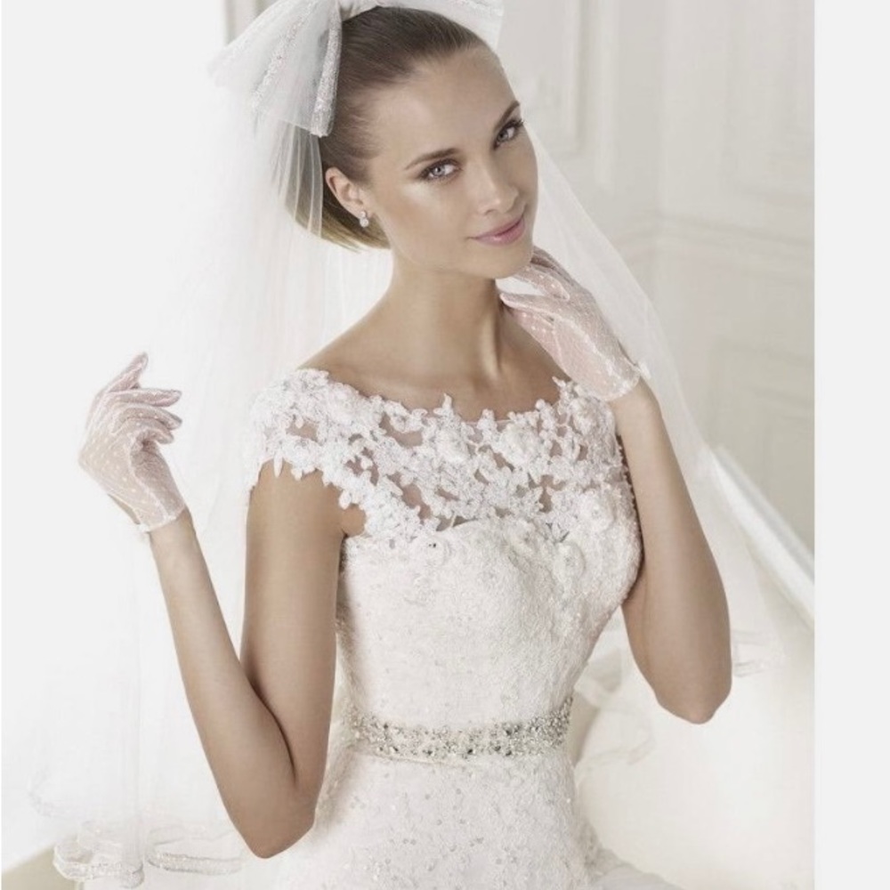 Pronovias Botis Off White New Never Been to Any Wedding Size 10